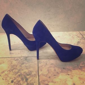 Blue suede pumps